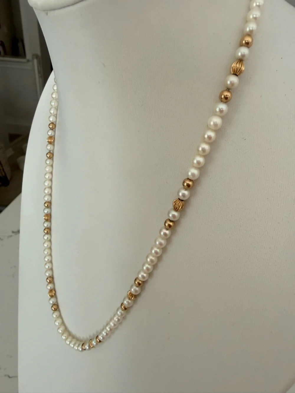 Classic Pearl necklace w/ Gold Beads - Picture 7 of 16